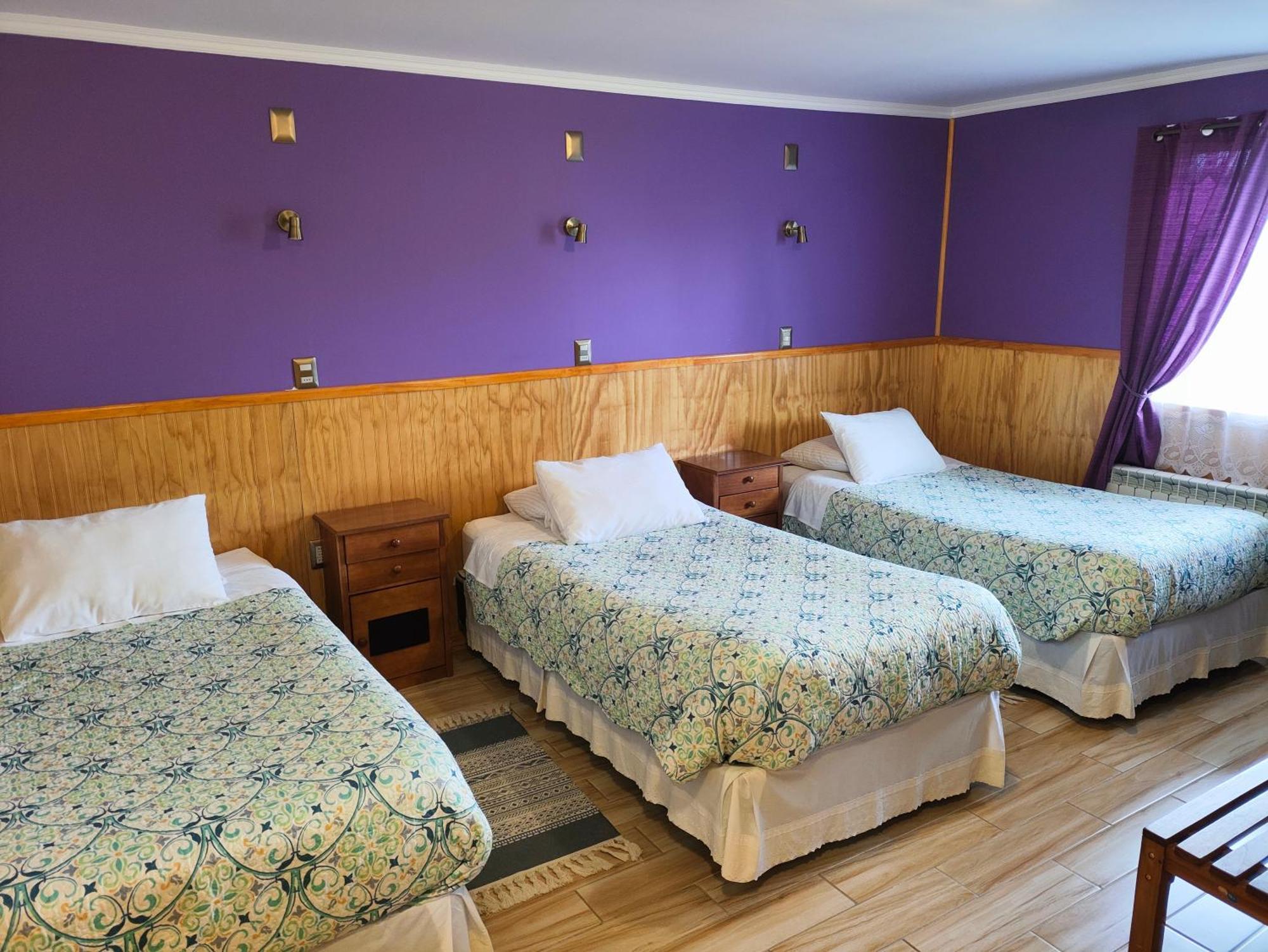 Hostal Andes Patagonicos Puerto Natales Exterior photo
